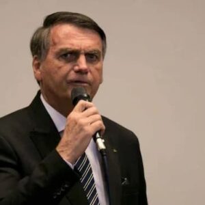 Orçamento de 2023 já tem buraco de R$ 142,7 bi com promessas eleitorais de Bolsonaro